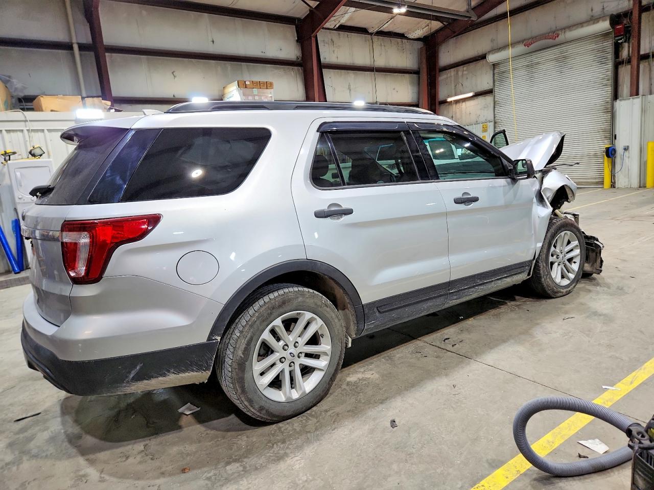2017 FORD EXPLORER photo 7