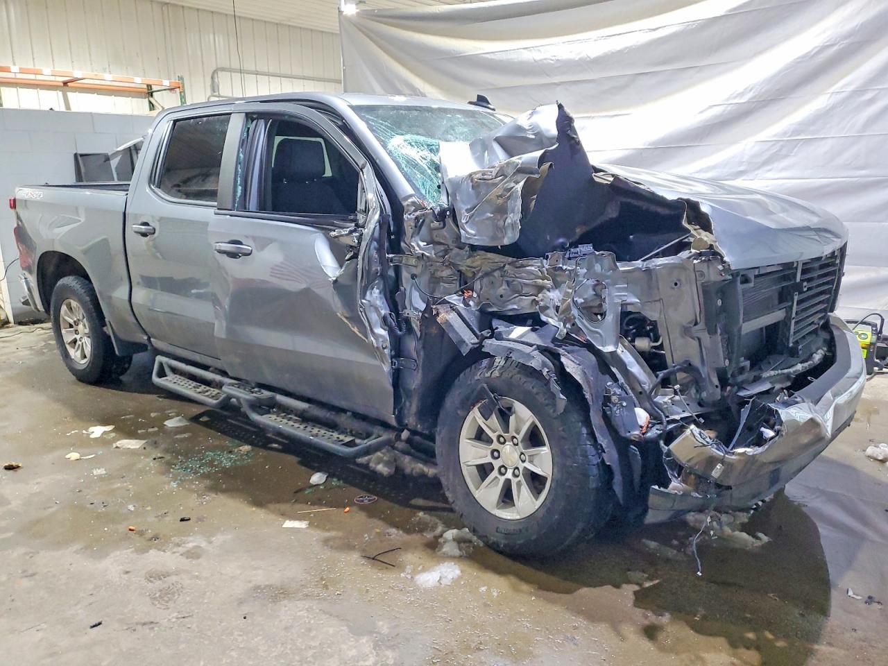 2020 CHEVROLET SILVERADO K1500 LT photo 4