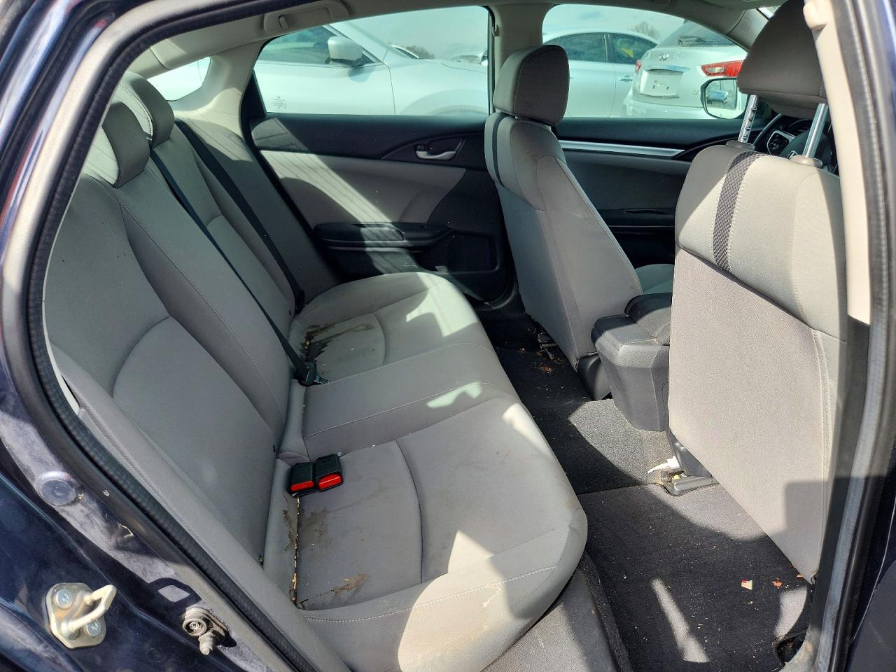 2020 HONDA CIVIC LX photo 19