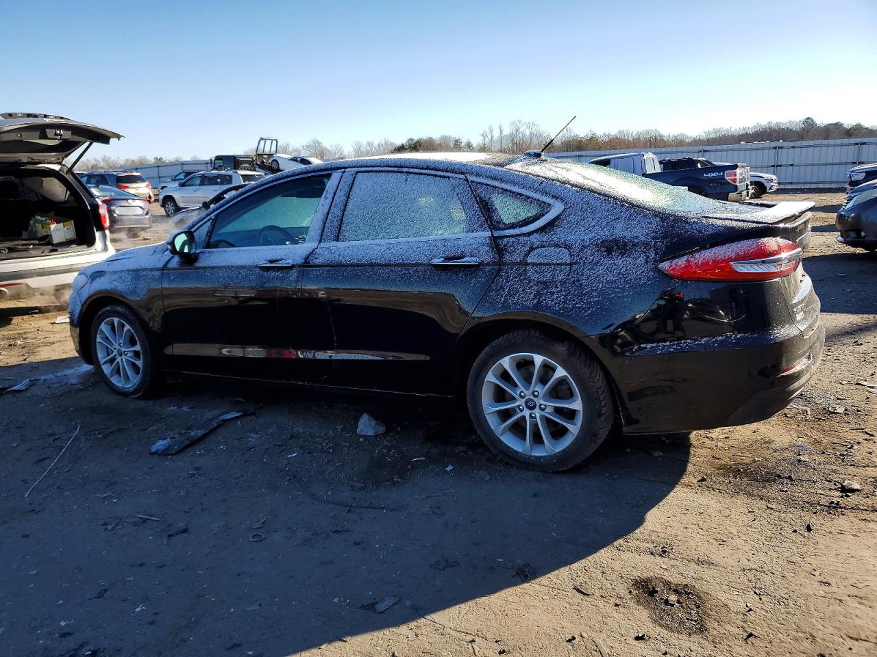 2020 FORD FUSION TITANIUM photo 2