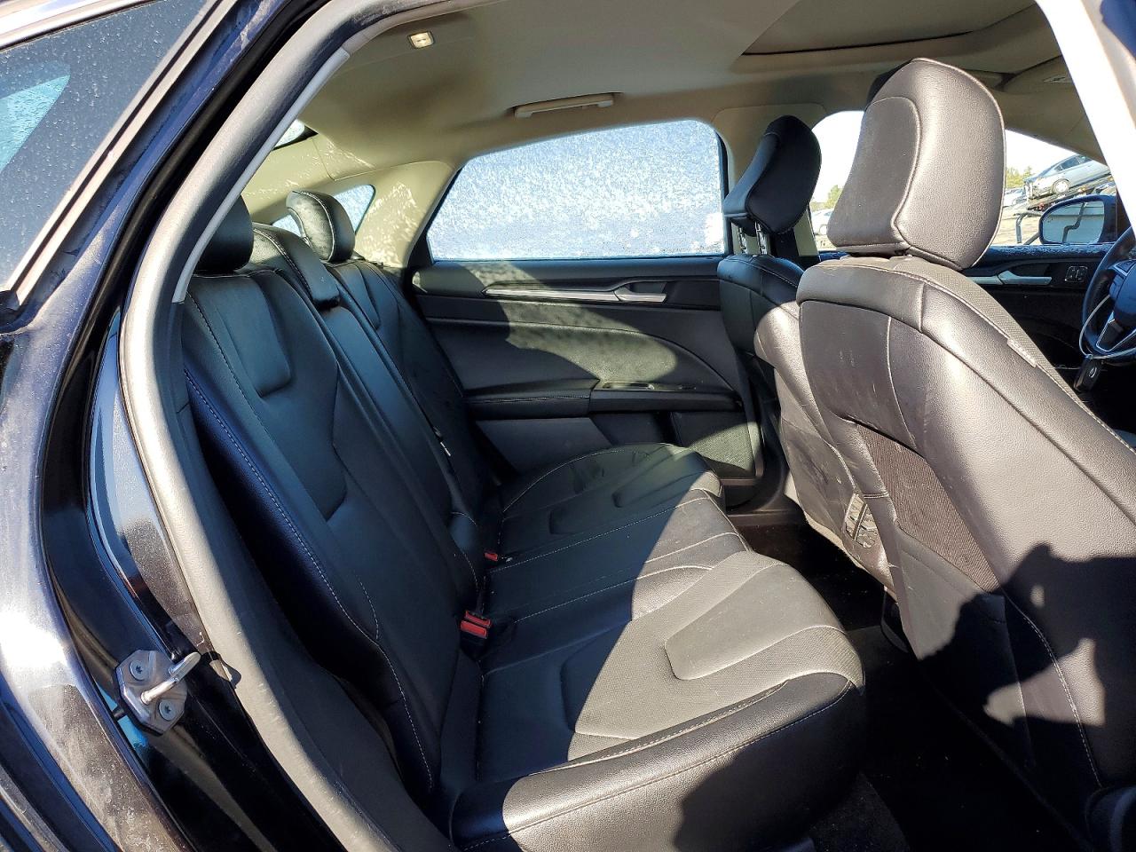 2020 FORD FUSION TITANIUM photo 10