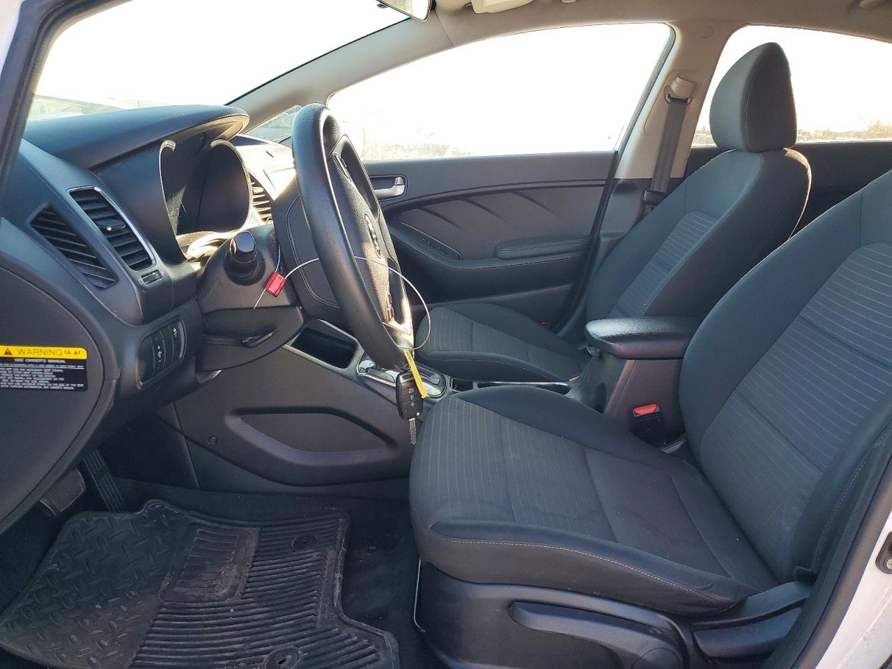 2018 KIA FORTE LX photo 19