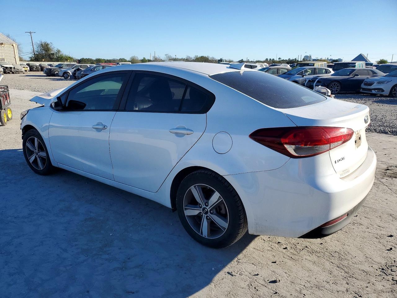 2018 KIA FORTE LX photo 4