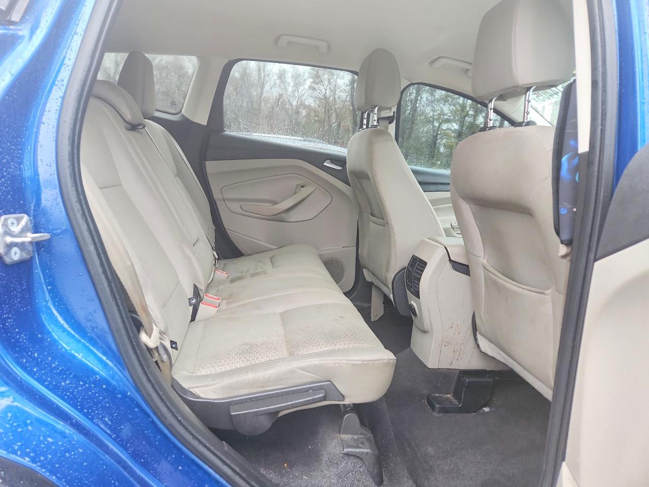 2017 FORD ESCAPE SE photo 11