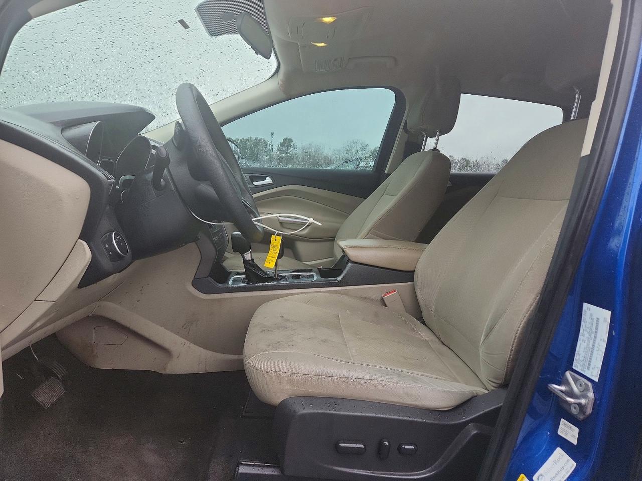 2017 FORD ESCAPE SE photo 7