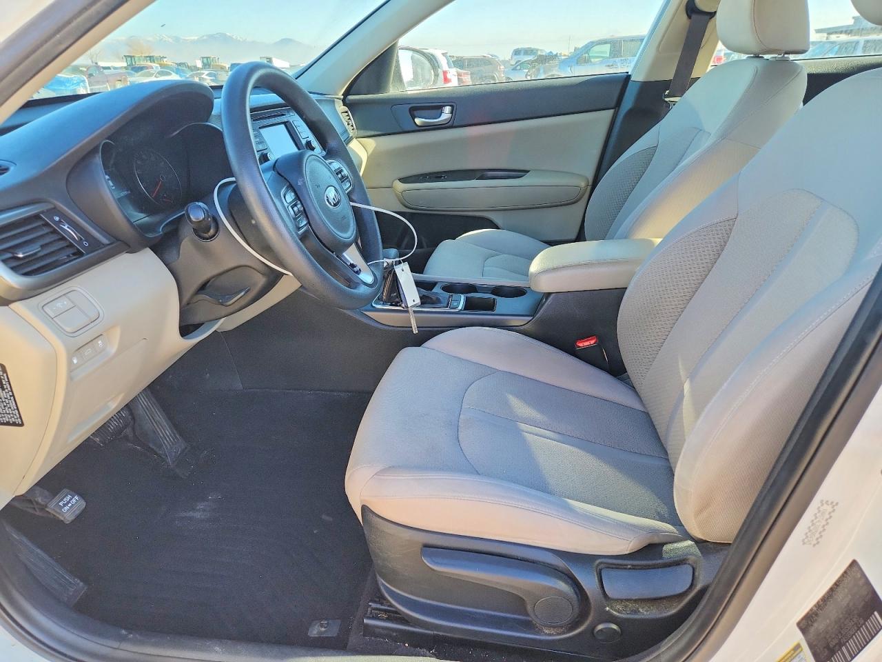 2016 KIA OPTIMA LX photo 13