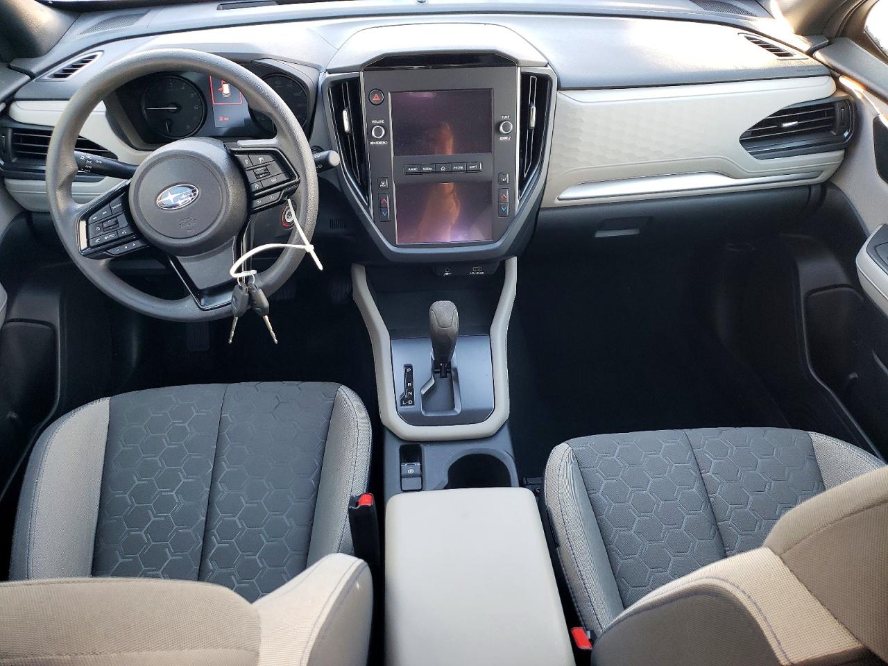 2025 SUBARU FORESTER photo 15