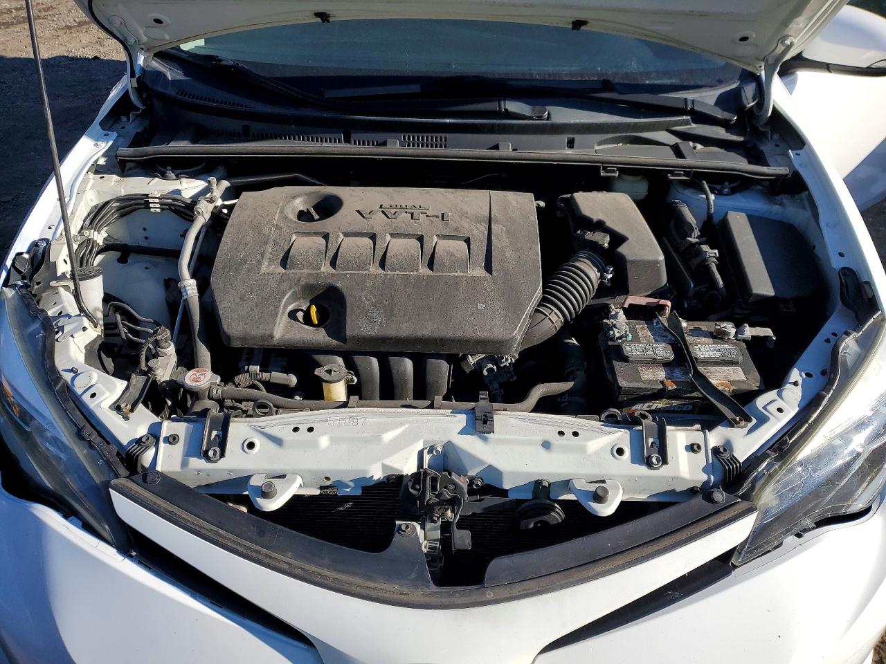 2018 TOYOTA COROLLA photo 31