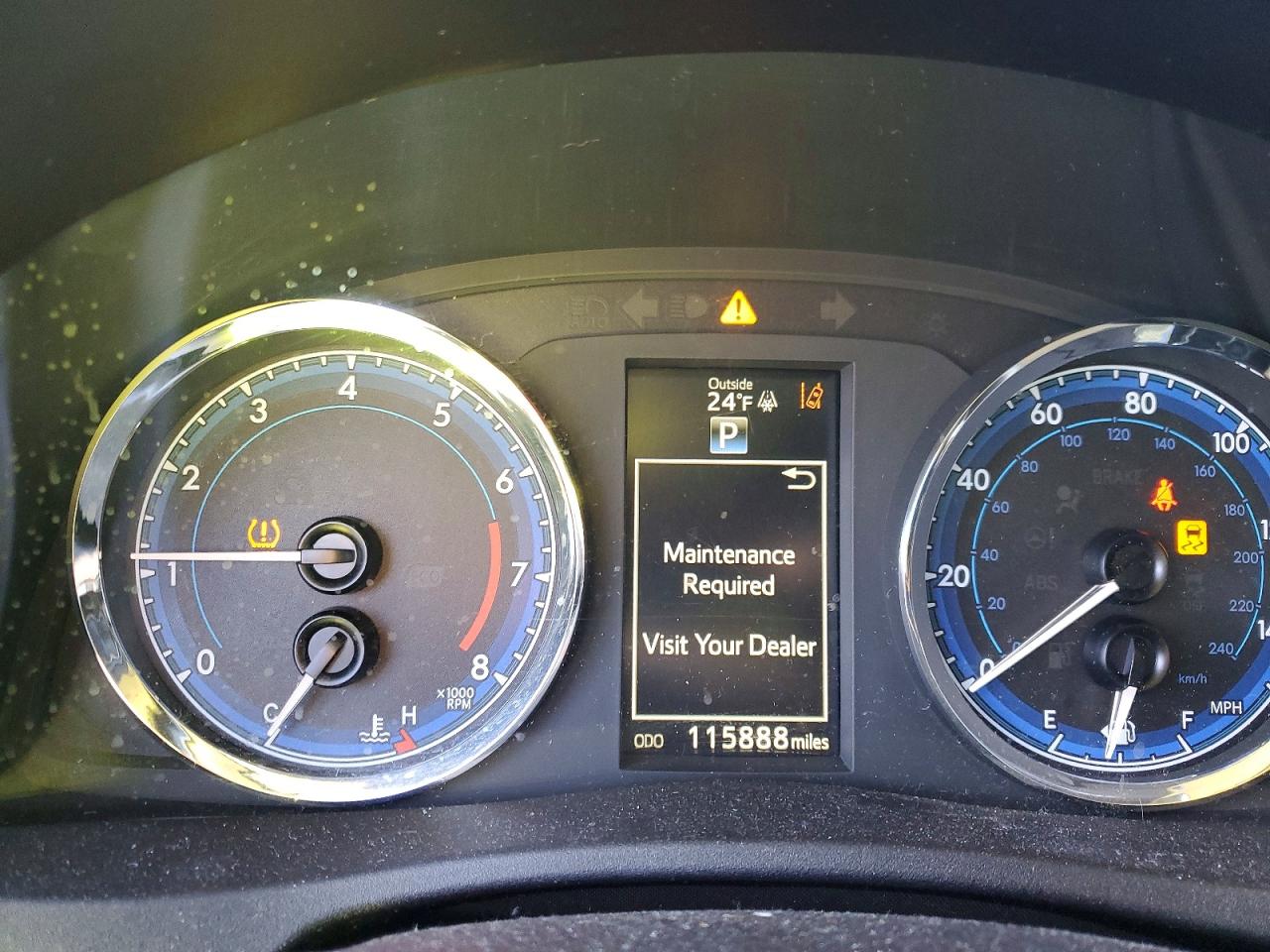 2018 TOYOTA COROLLA photo 25