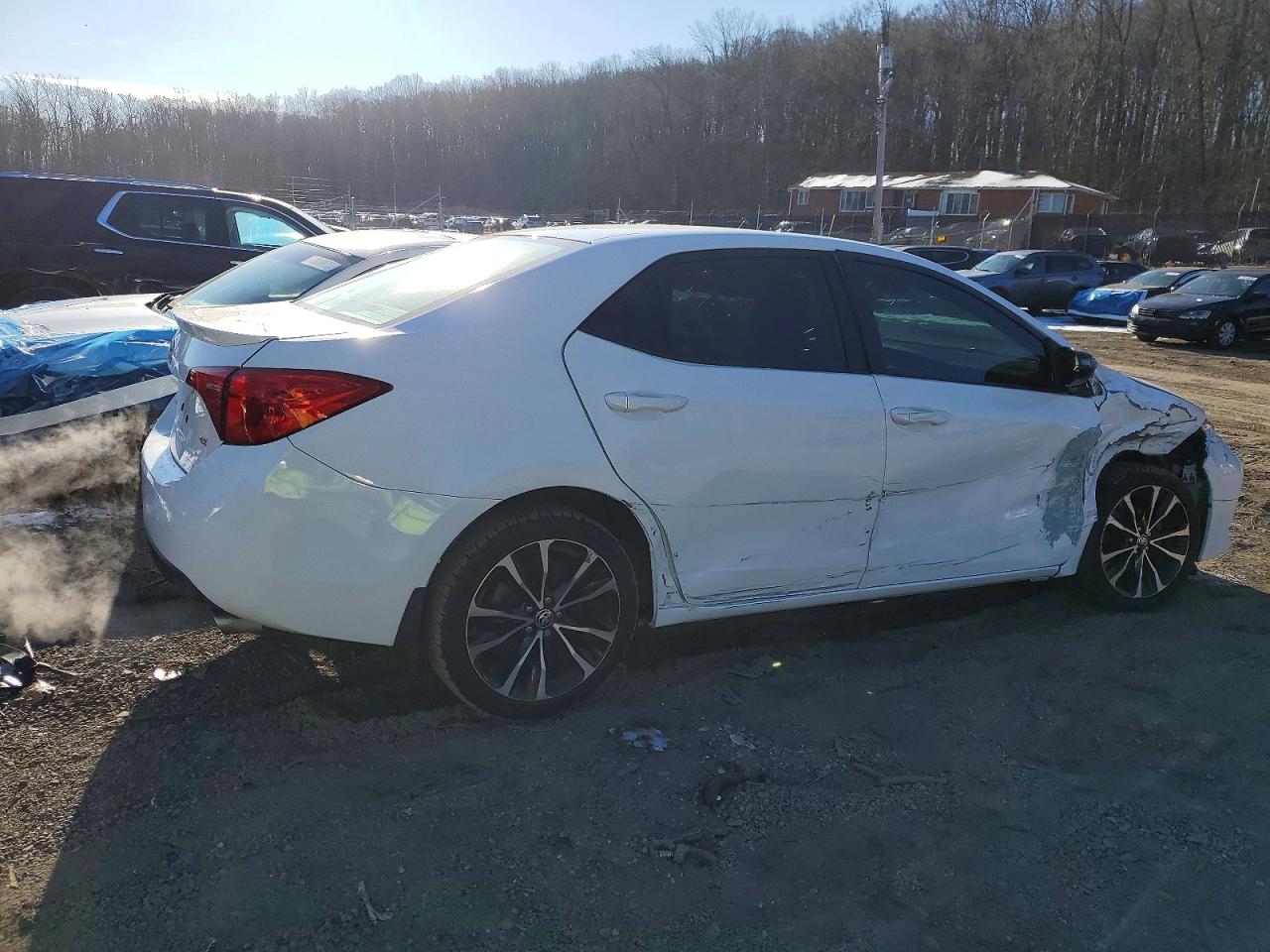 2018 TOYOTA COROLLA photo 7