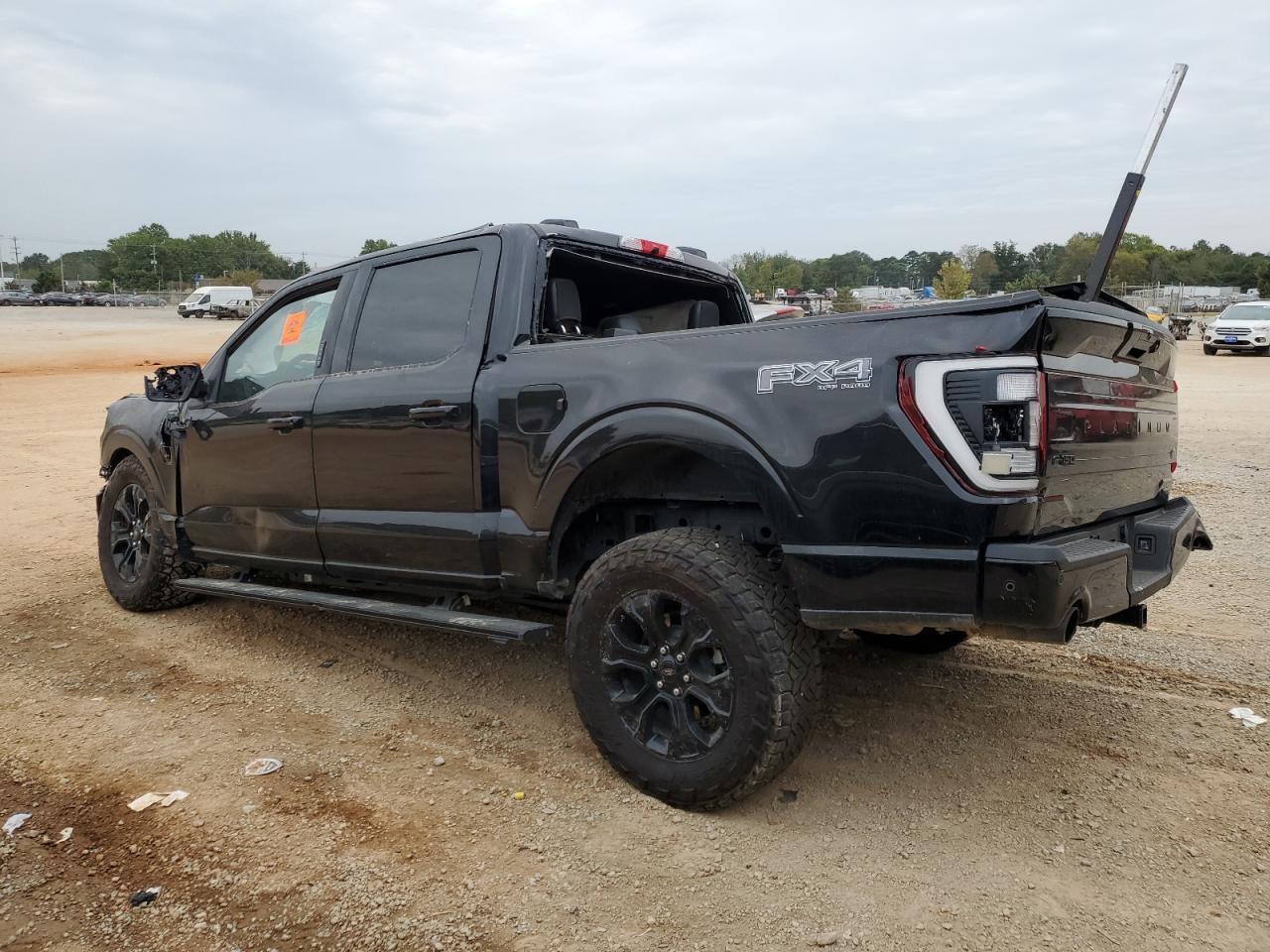 2023 FORD F150 SUPERCREW photo 3