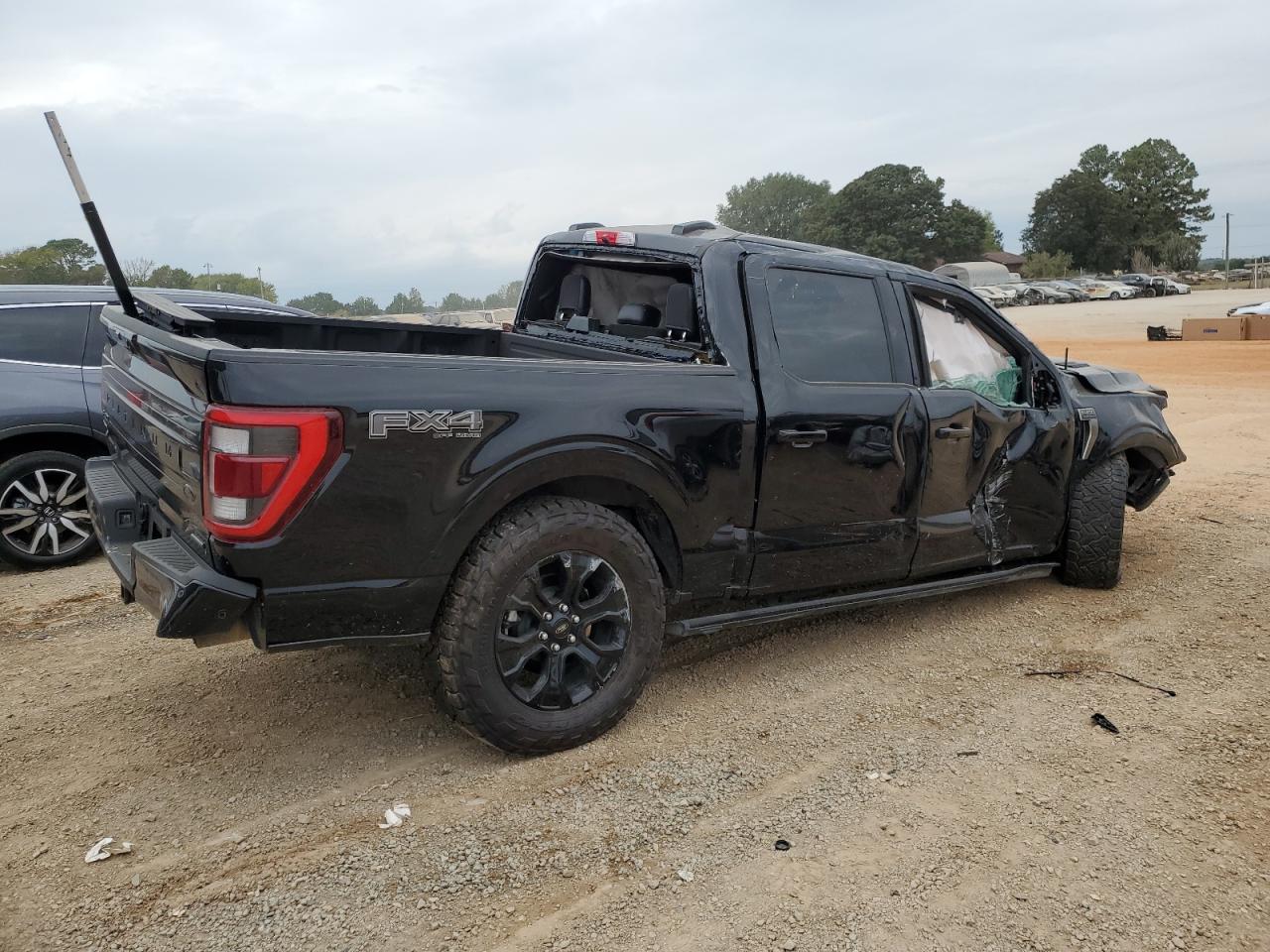 2023 FORD F150 SUPERCREW photo 5