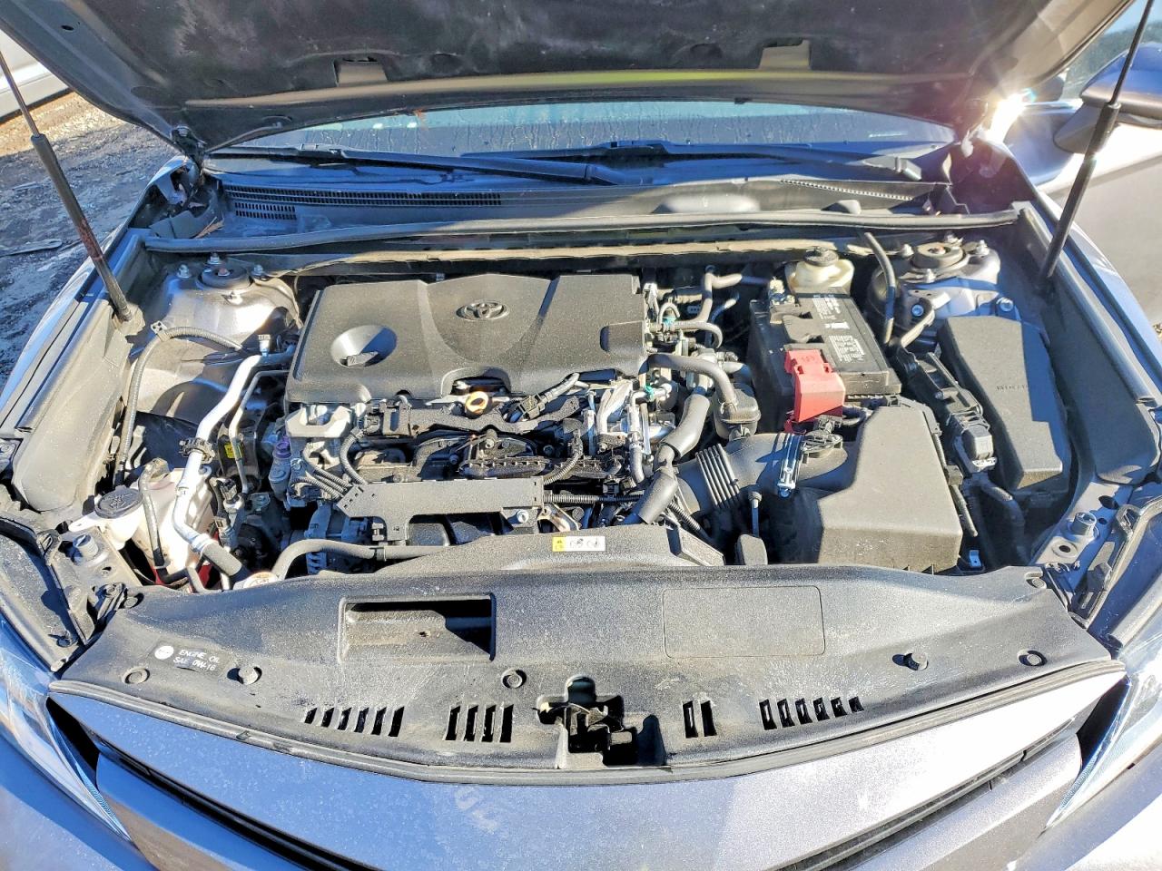 2018 TOYOTA CAMRY LE photo 31