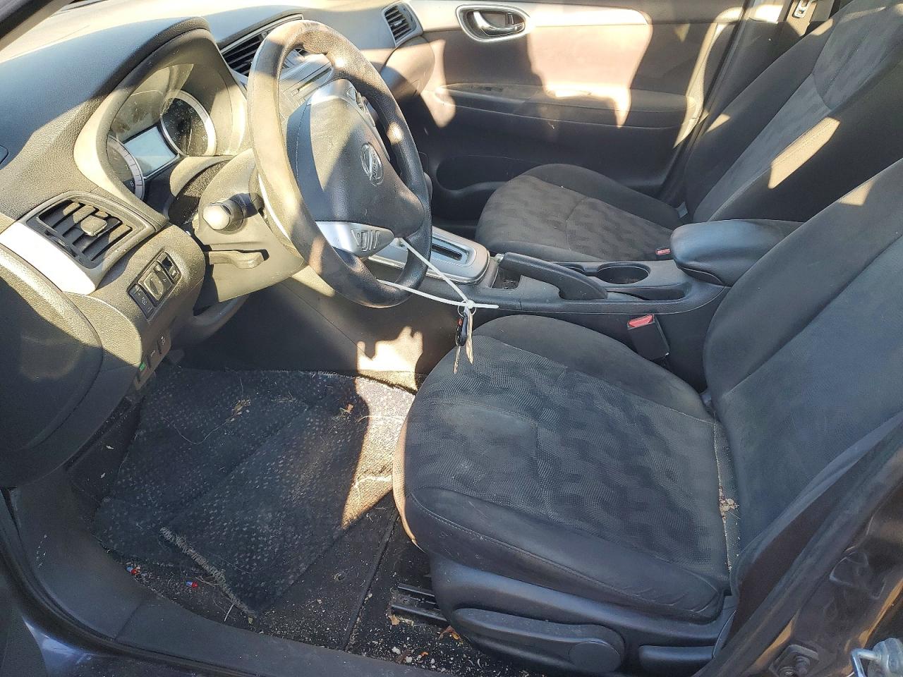 2013 NISSAN SENTRA S photo 7