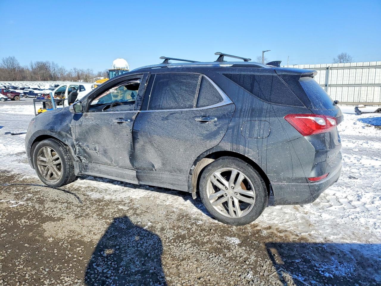 2018 CHEVROLET EQUINOX PREMIER photo 4