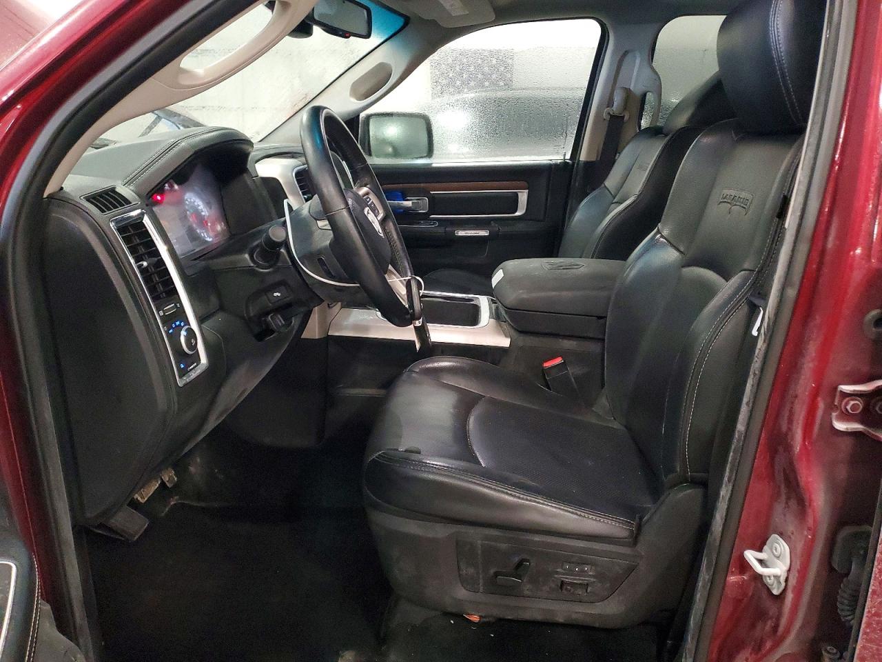 2017 RAM 1500 LARAMIE photo 13