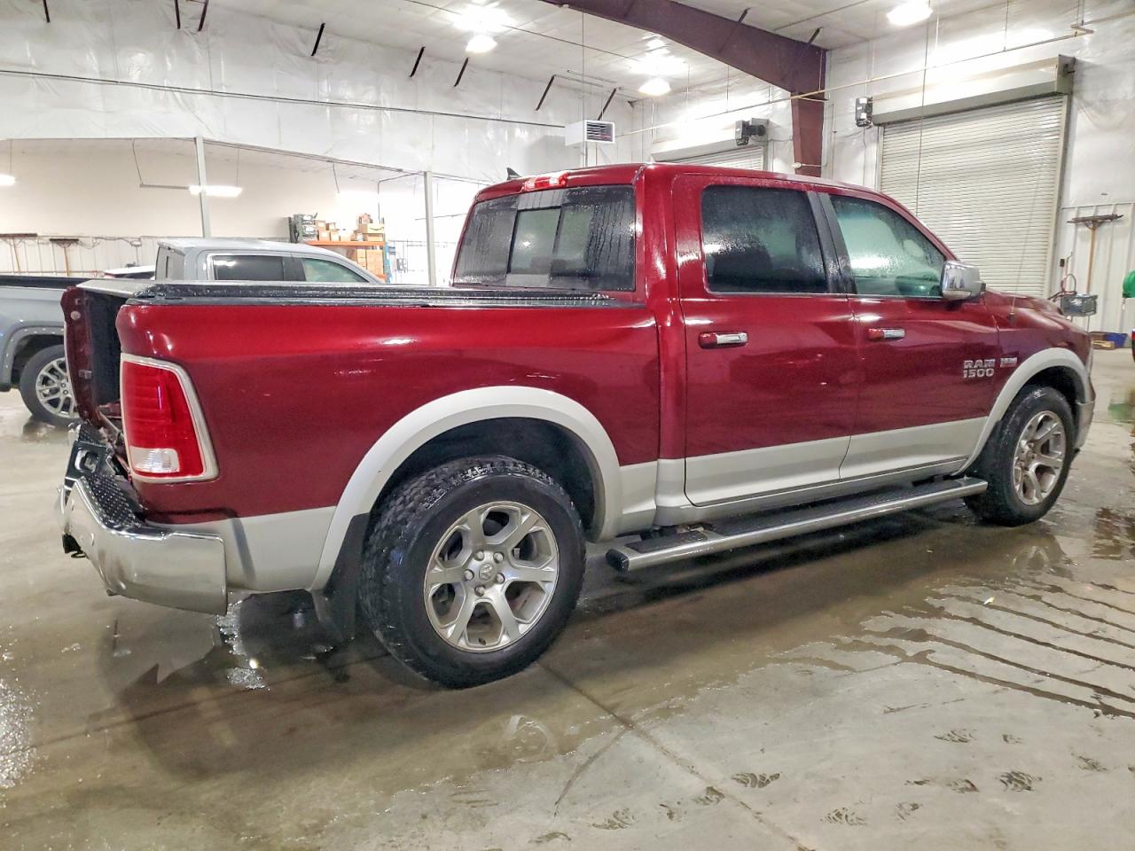 2017 RAM 1500 LARAMIE photo 5