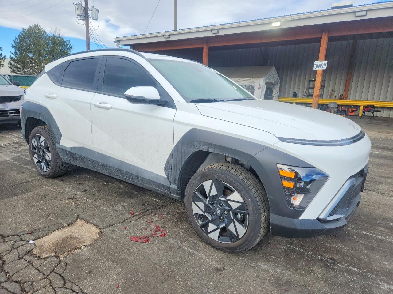 2025 HYUNDAI KONA SEL photo 4