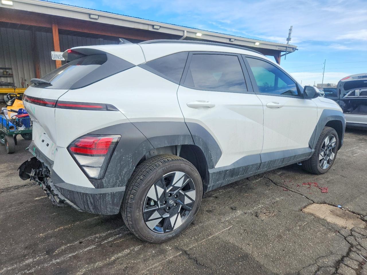 2025 HYUNDAI KONA SEL photo 3