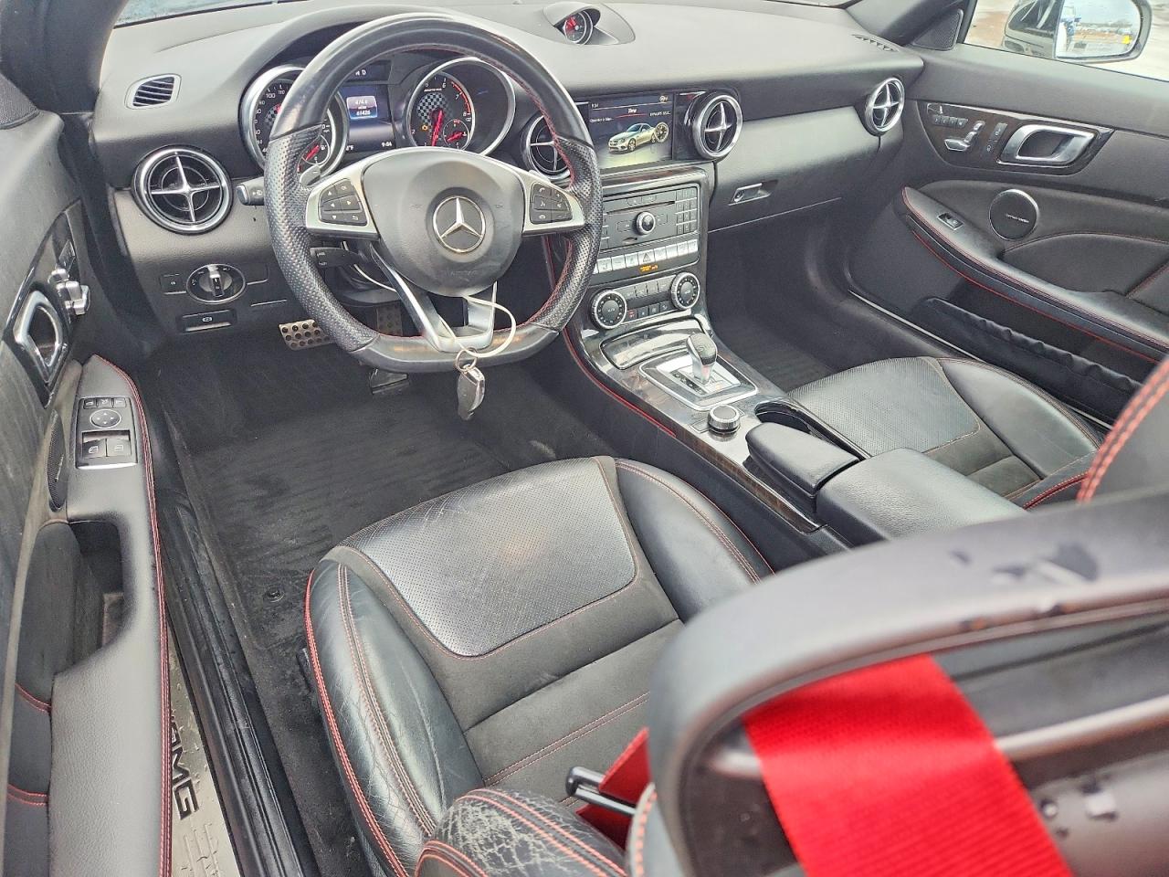 2017 MERCEDES-BENZ SLC 43 AMG photo 29