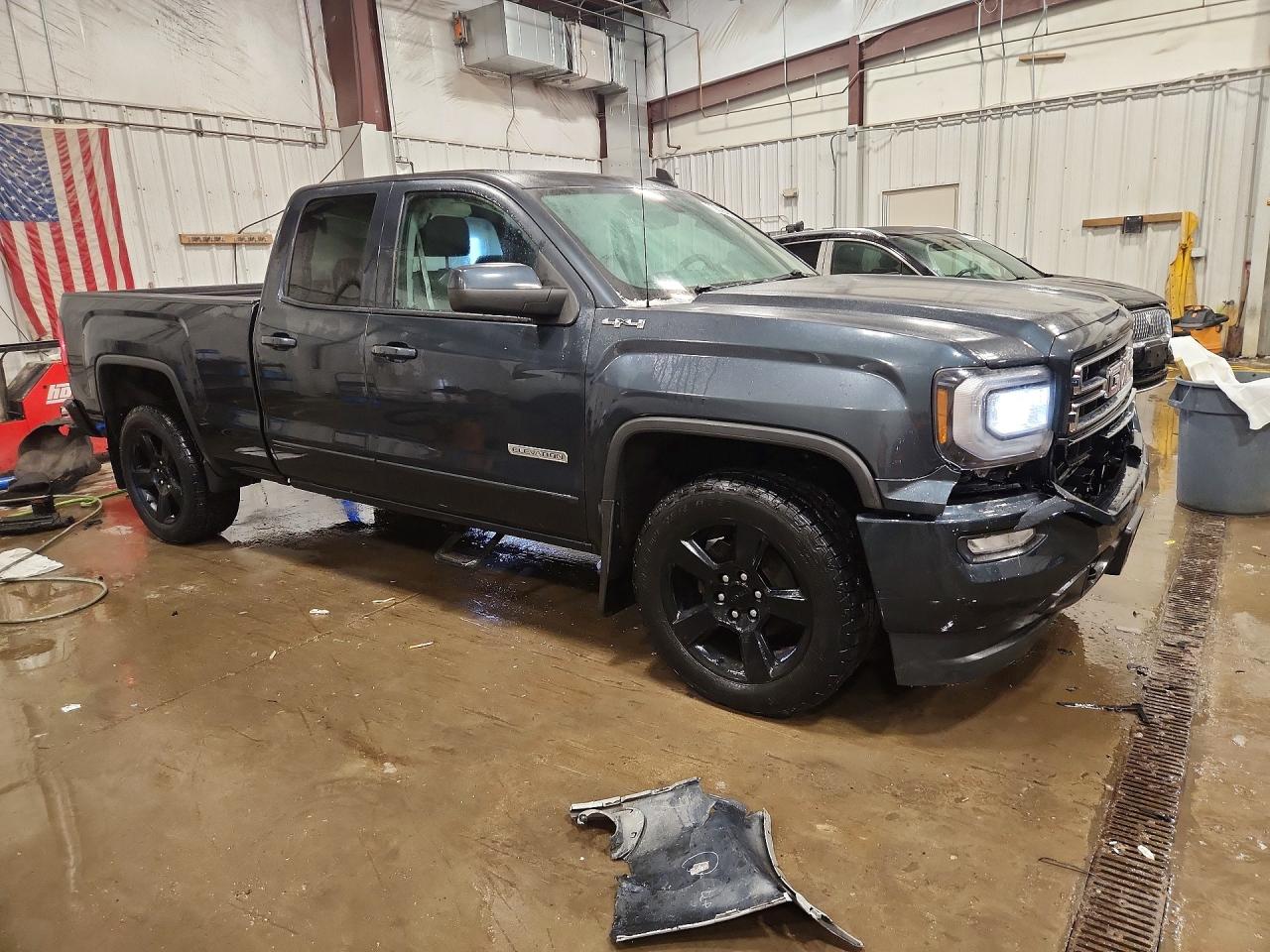 2017 GMC SIERRA K1500 photo 4
