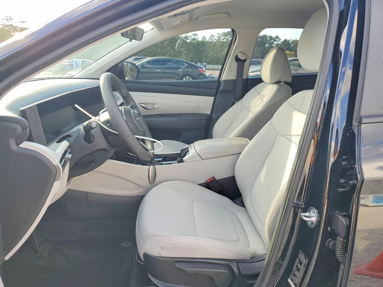 2025 HYUNDAI TUCSON SE photo 19