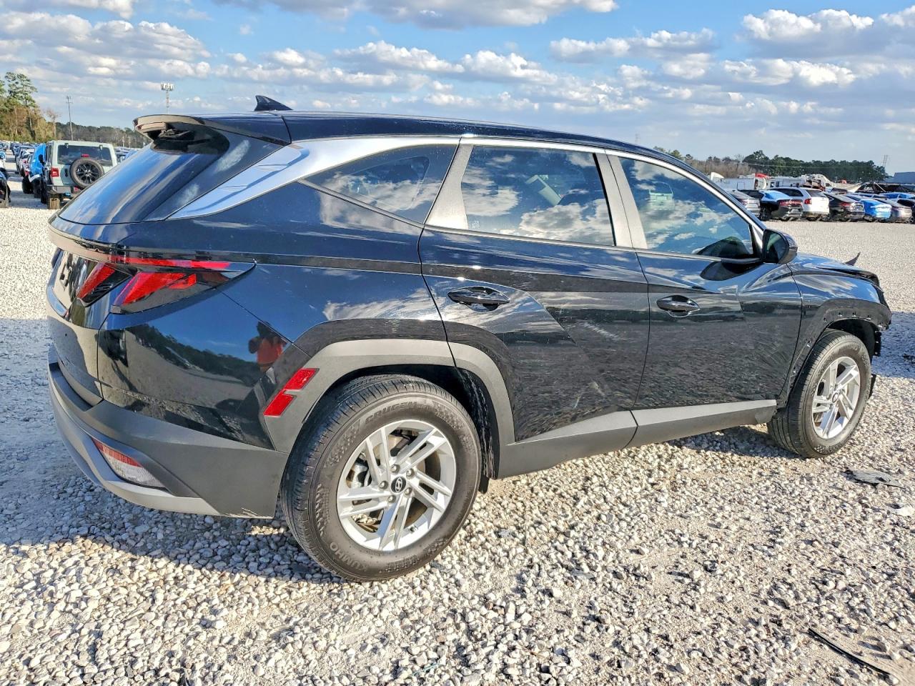 2025 HYUNDAI TUCSON SE photo 7