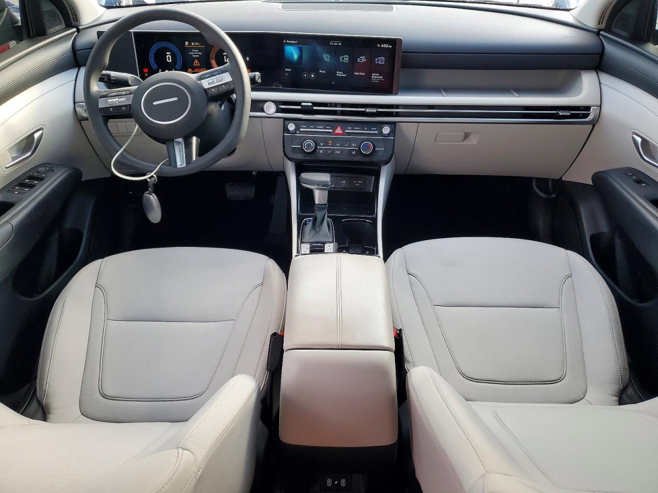 2025 HYUNDAI TUCSON SE photo 22