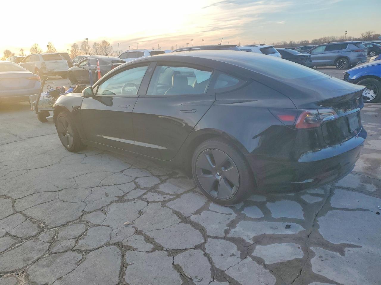 2023 TESLA MODEL 3 photo 3
