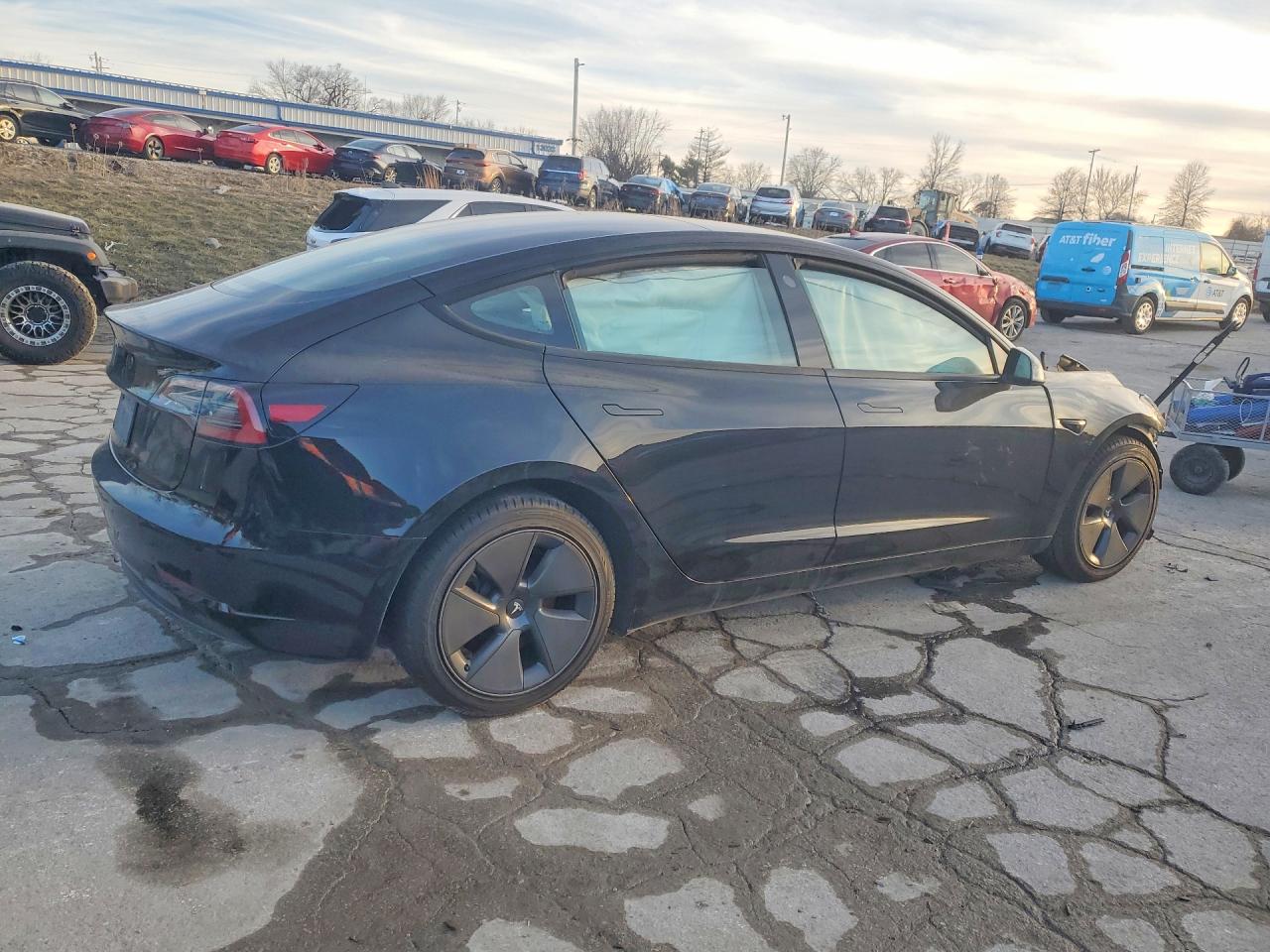 2023 TESLA MODEL 3 photo 5