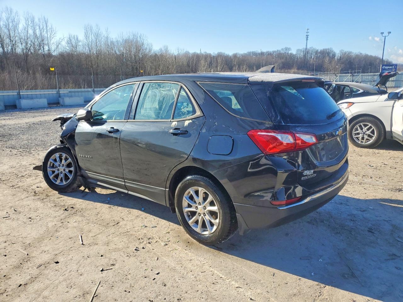 2018 CHEVROLET EQUINOX LS photo 3