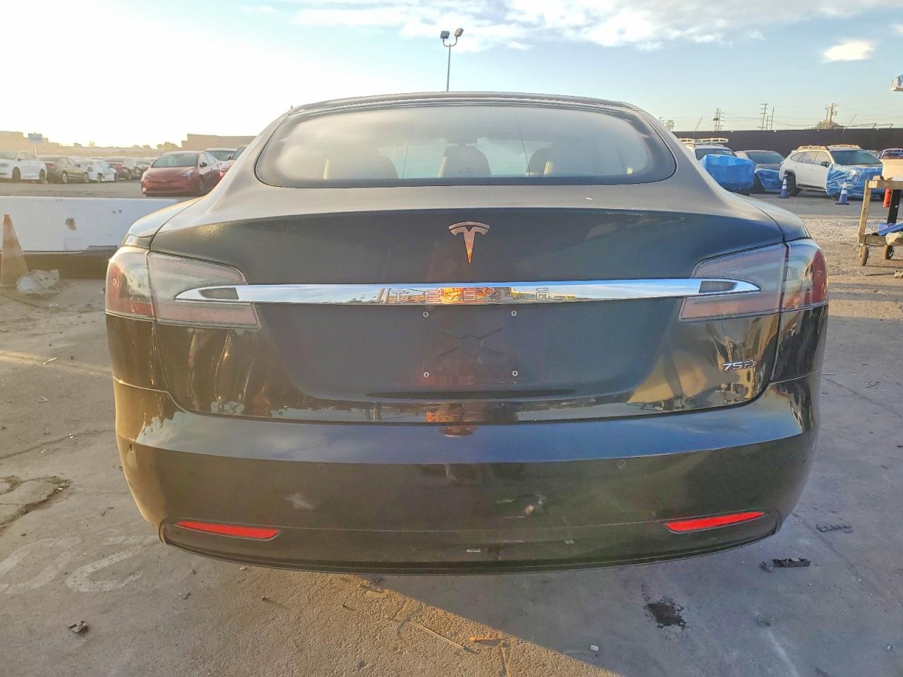 2018 TESLA MODEL S photo 6