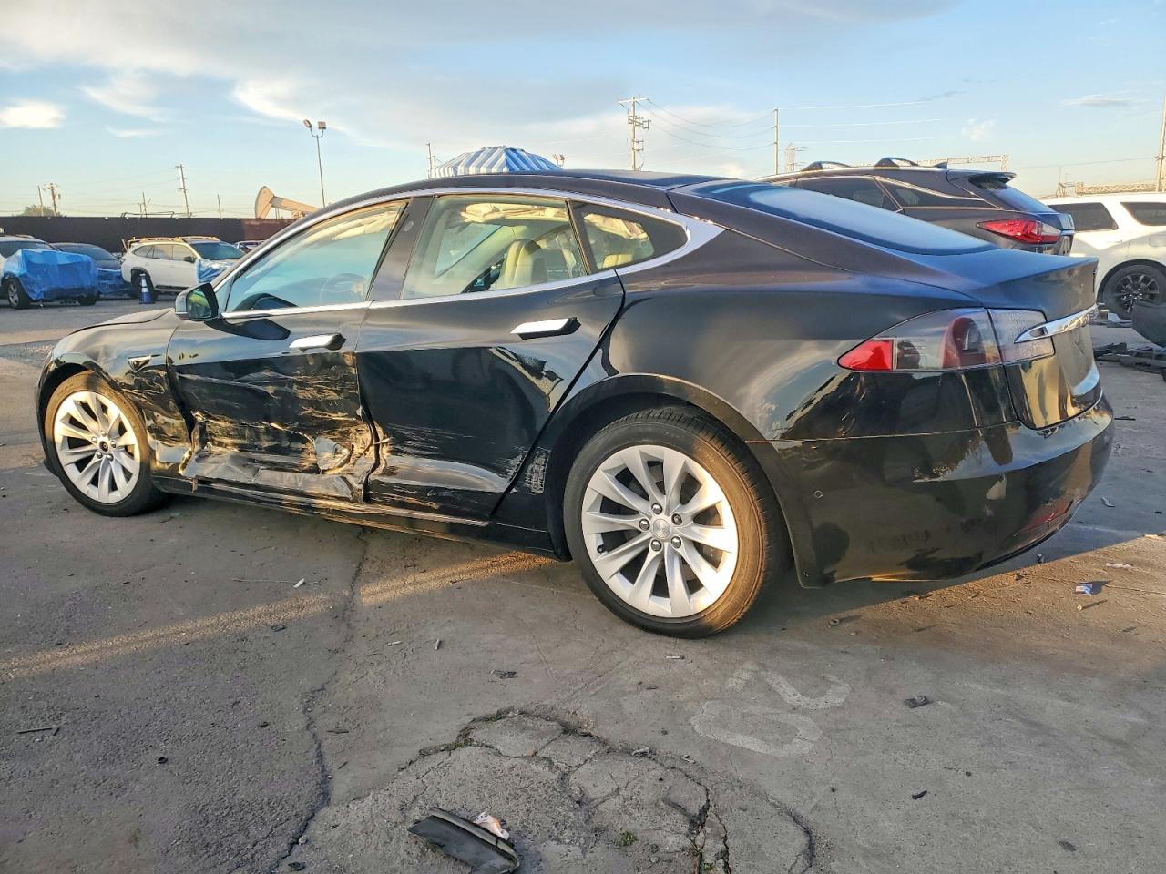 2018 TESLA MODEL S photo 2
