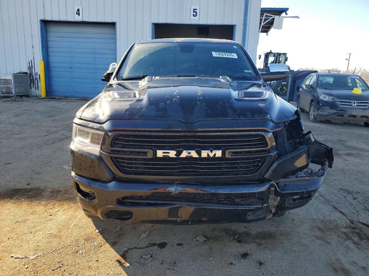 2019 RAM 1500 LARAMIE photo 5