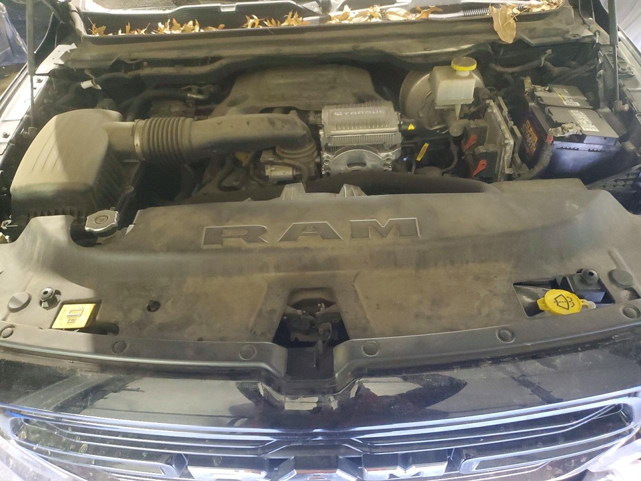 2019 RAM 1500 LARAMIE photo 11