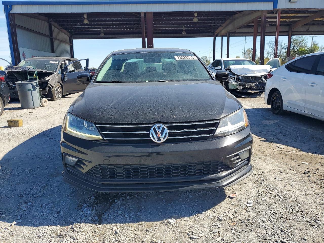 2018 VOLKSWAGEN JETTA SE photo 5