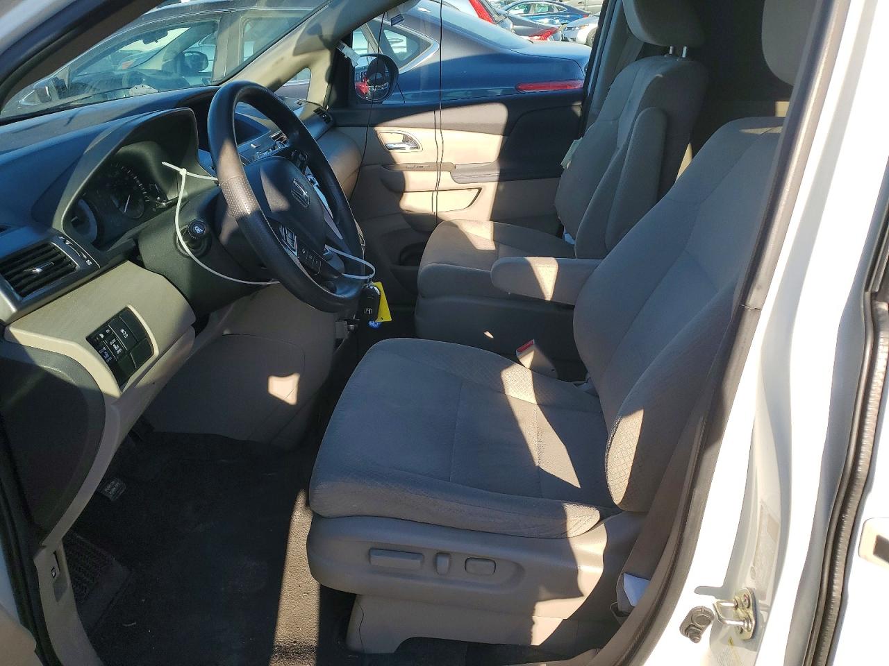 2014 HONDA ODYSSEY EX photo 13
