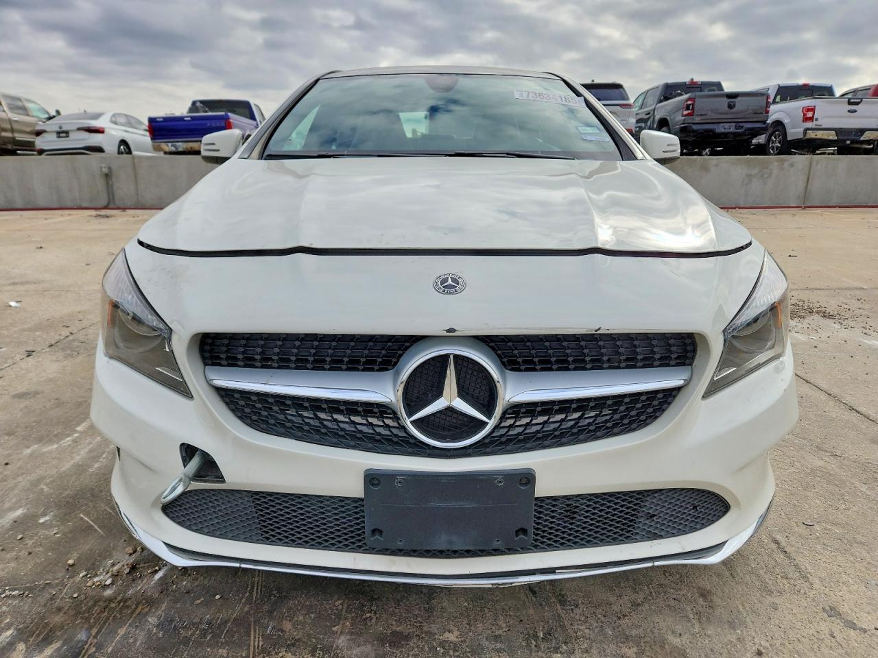 2018 MERCEDES-BENZ CLA 250 photo 5