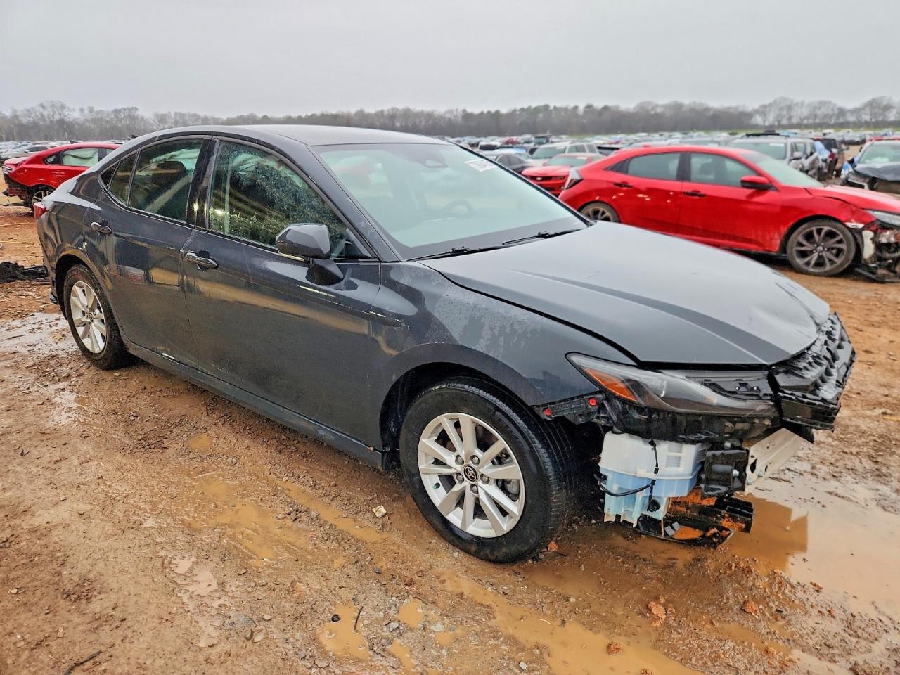 2025 TOYOTA CAMRY LE photo 4