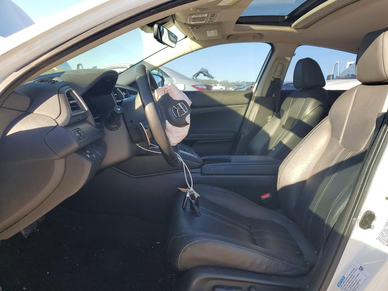 2019 HONDA INSIGHT TOURING photo 7