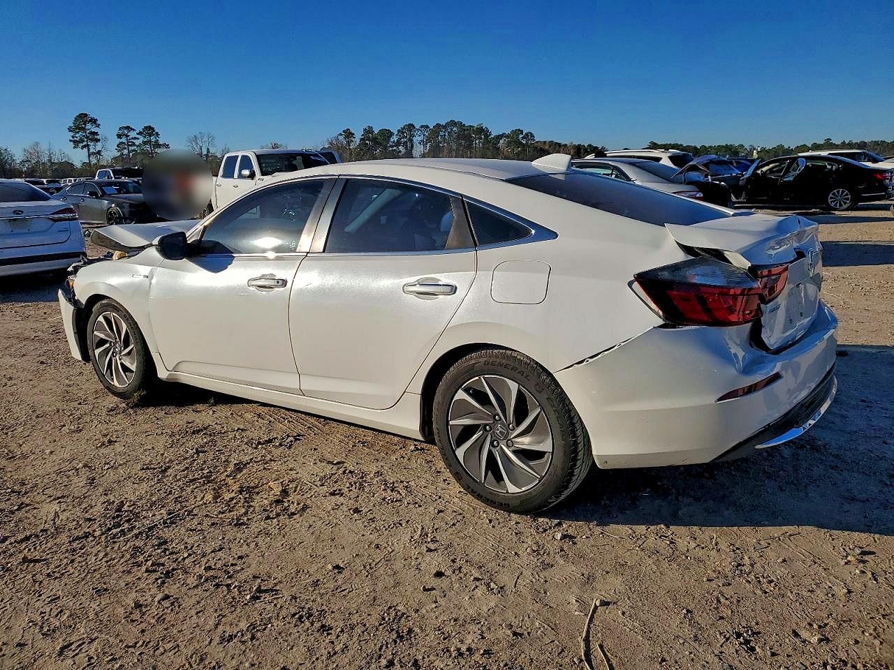 2019 HONDA INSIGHT TOURING photo 2
