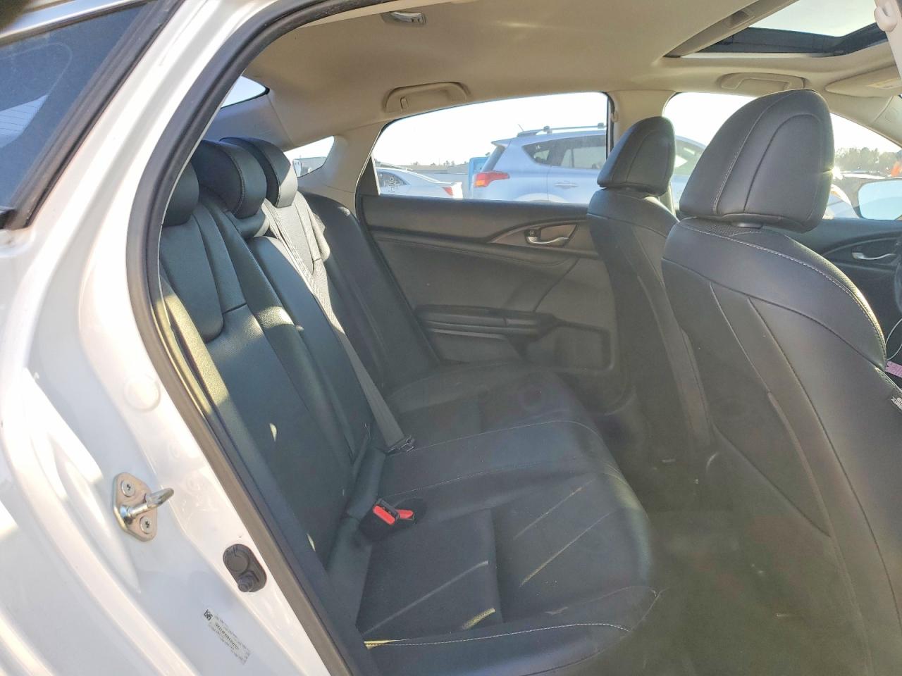 2019 HONDA INSIGHT TOURING photo 10