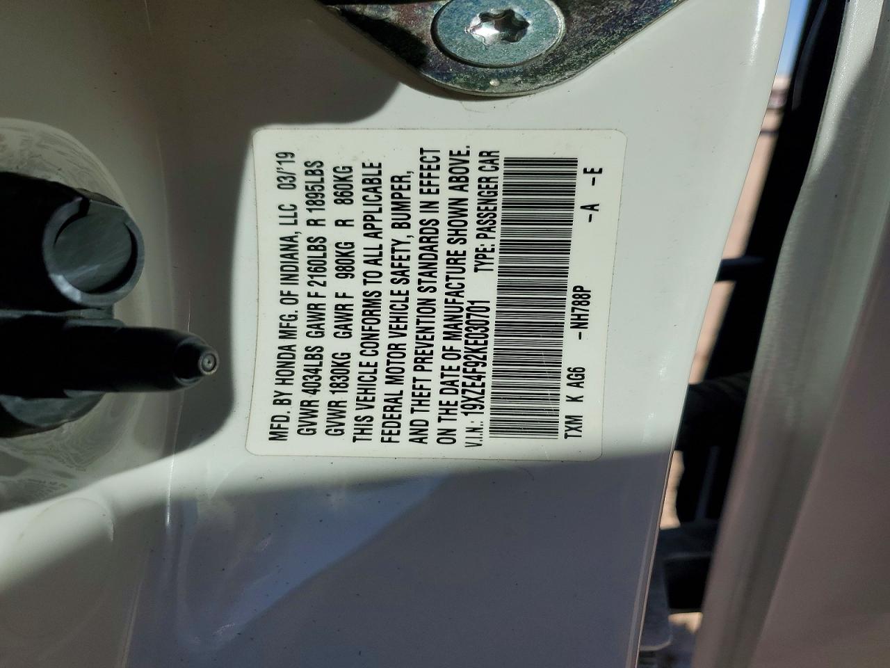 2019 HONDA INSIGHT TOURING photo 12