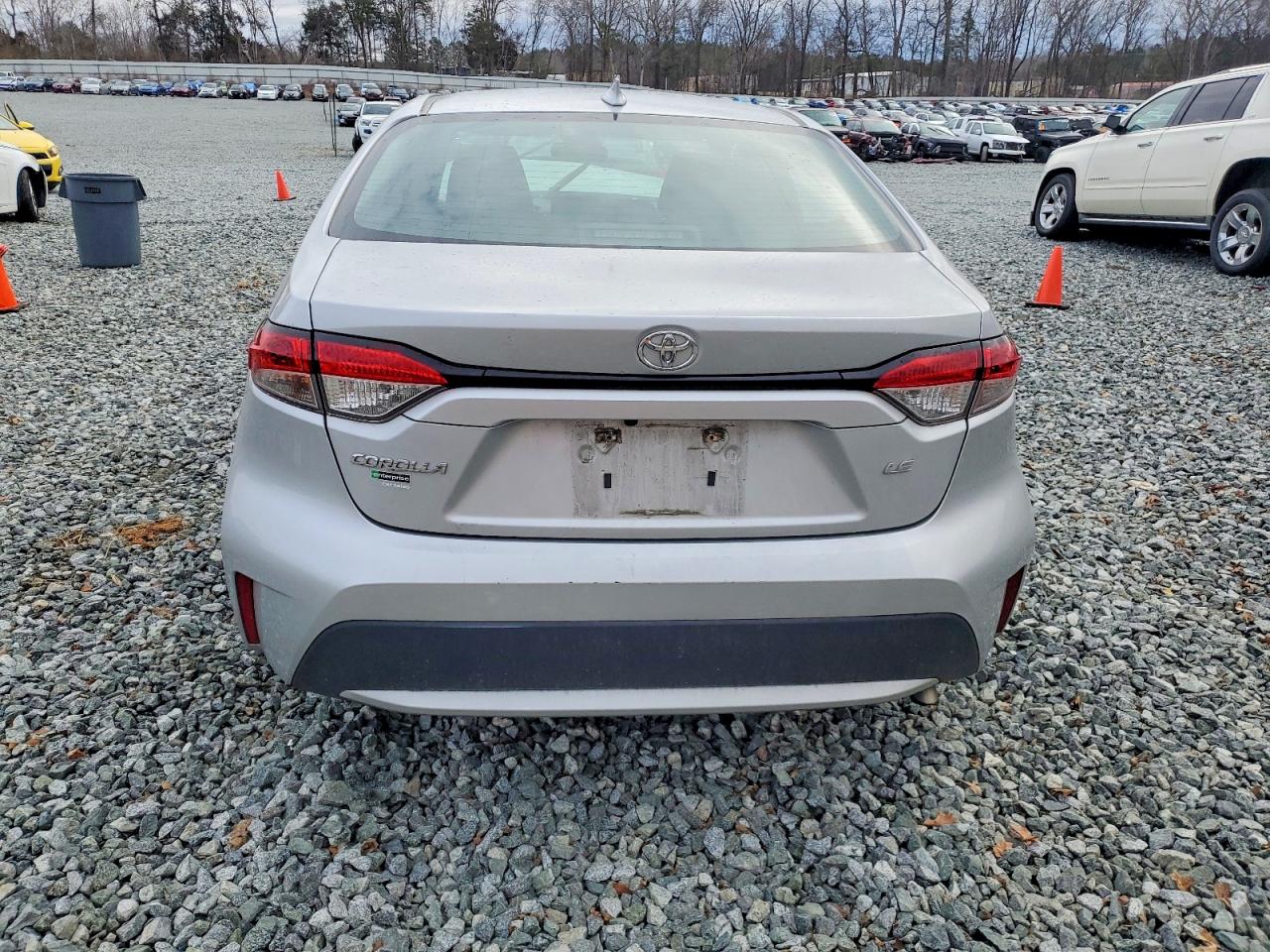 2022 TOYOTA COROLLA LE photo 11