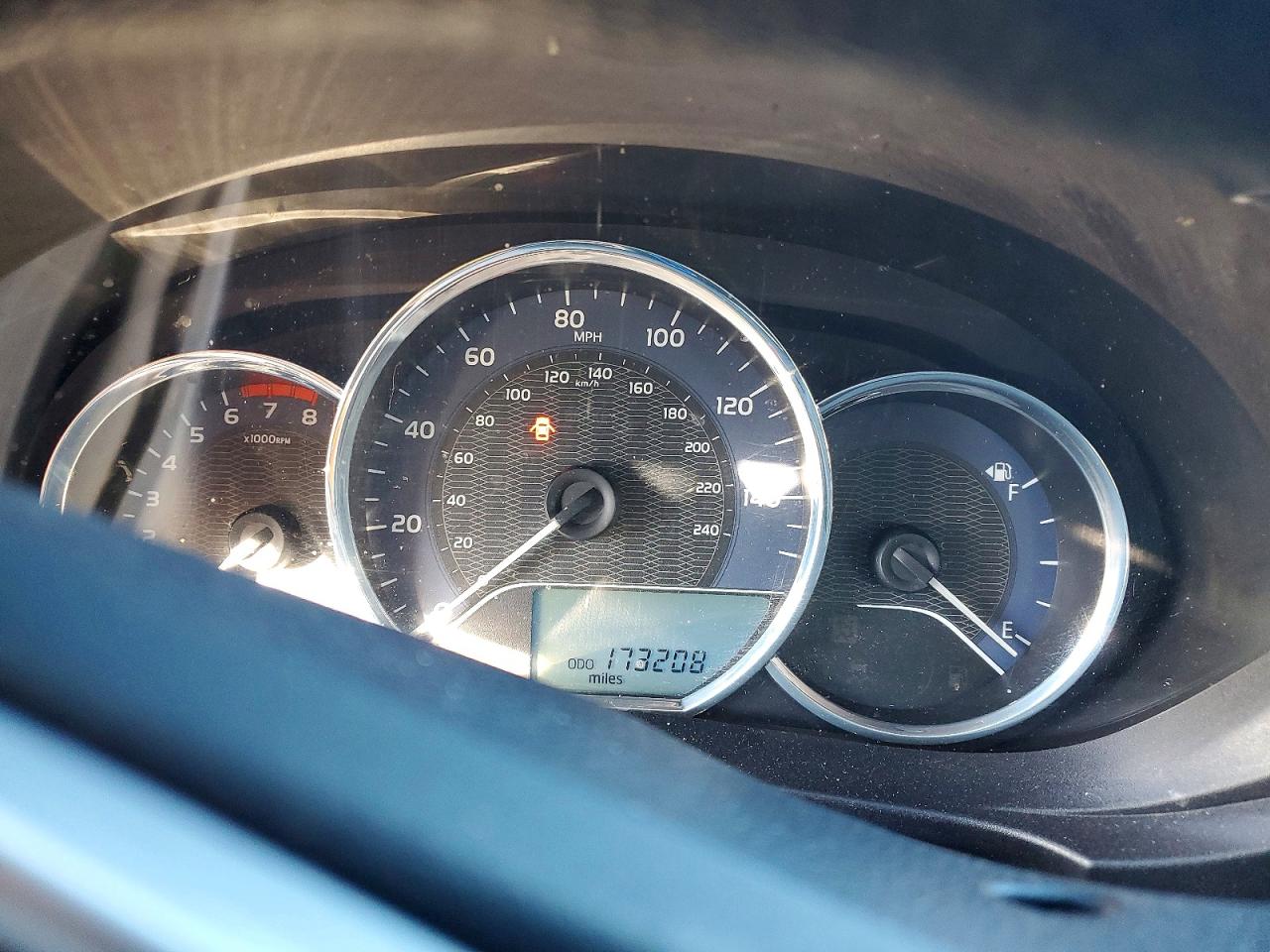 2015 TOYOTA COROLLA L photo 9