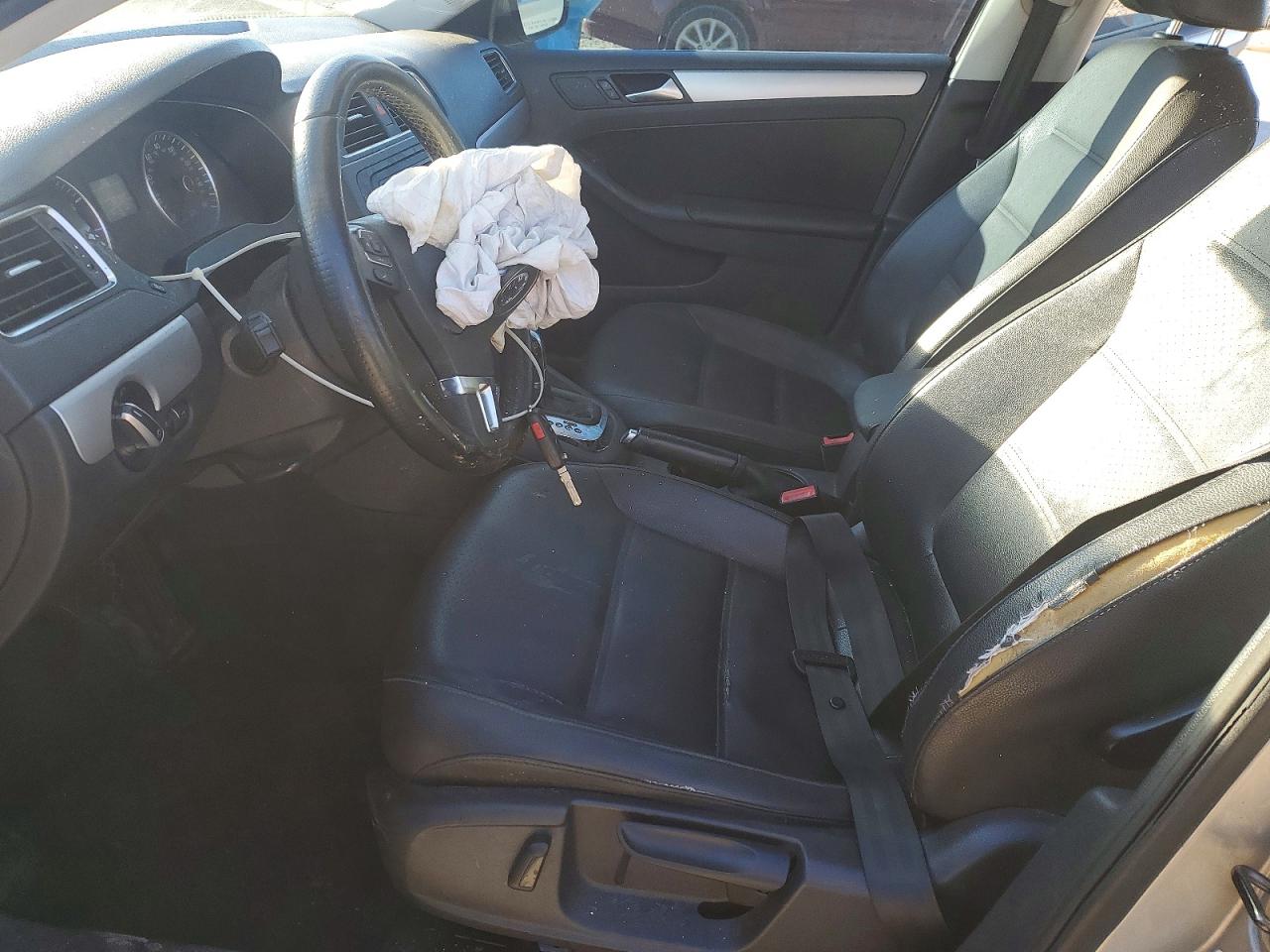 2013 VOLKSWAGEN JETTA SE photo 7