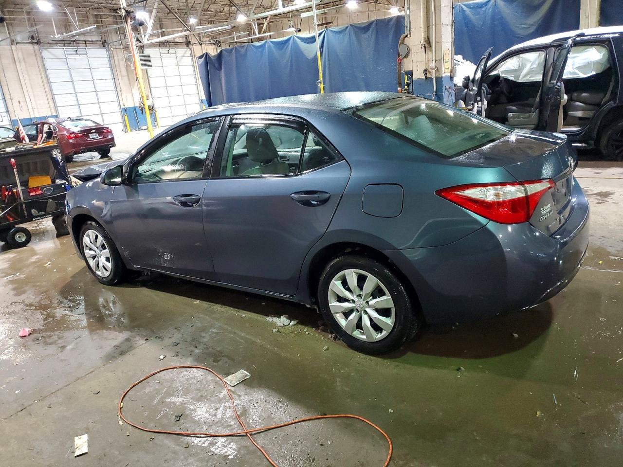 2015 TOYOTA COROLLA L photo 3