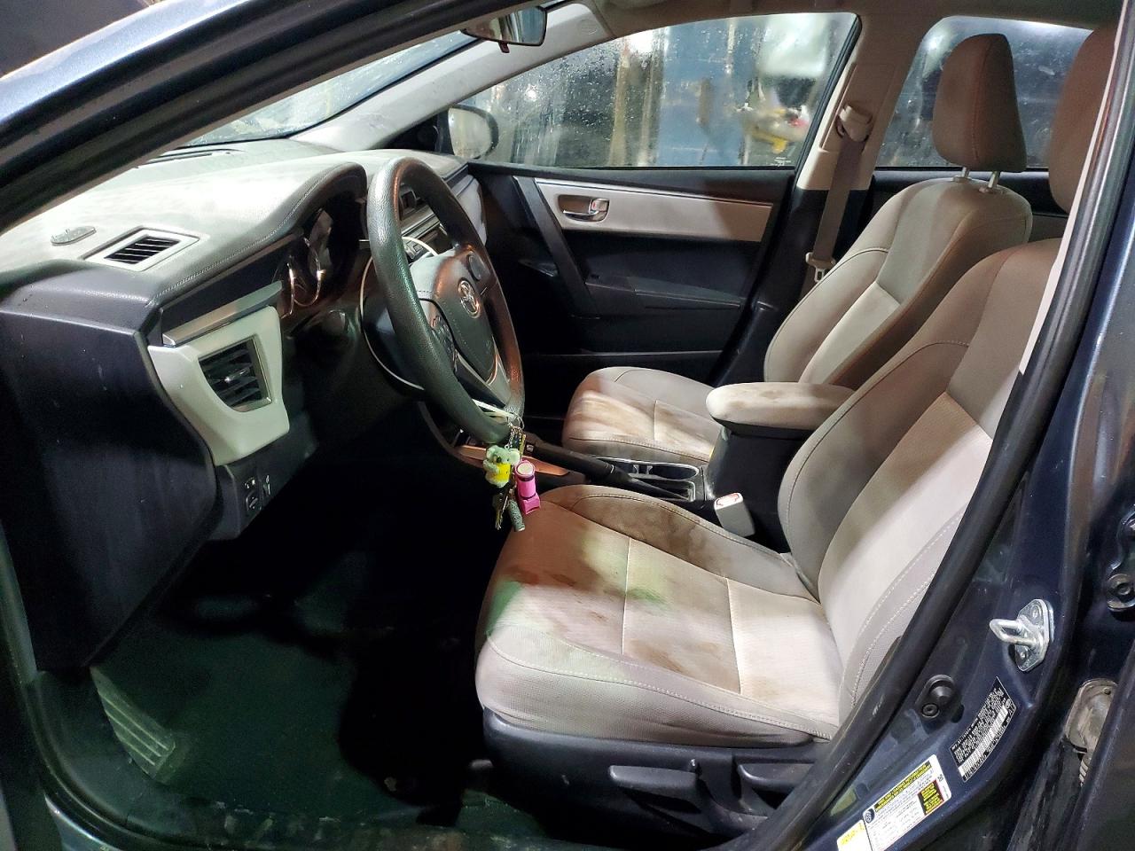 2015 TOYOTA COROLLA L photo 13