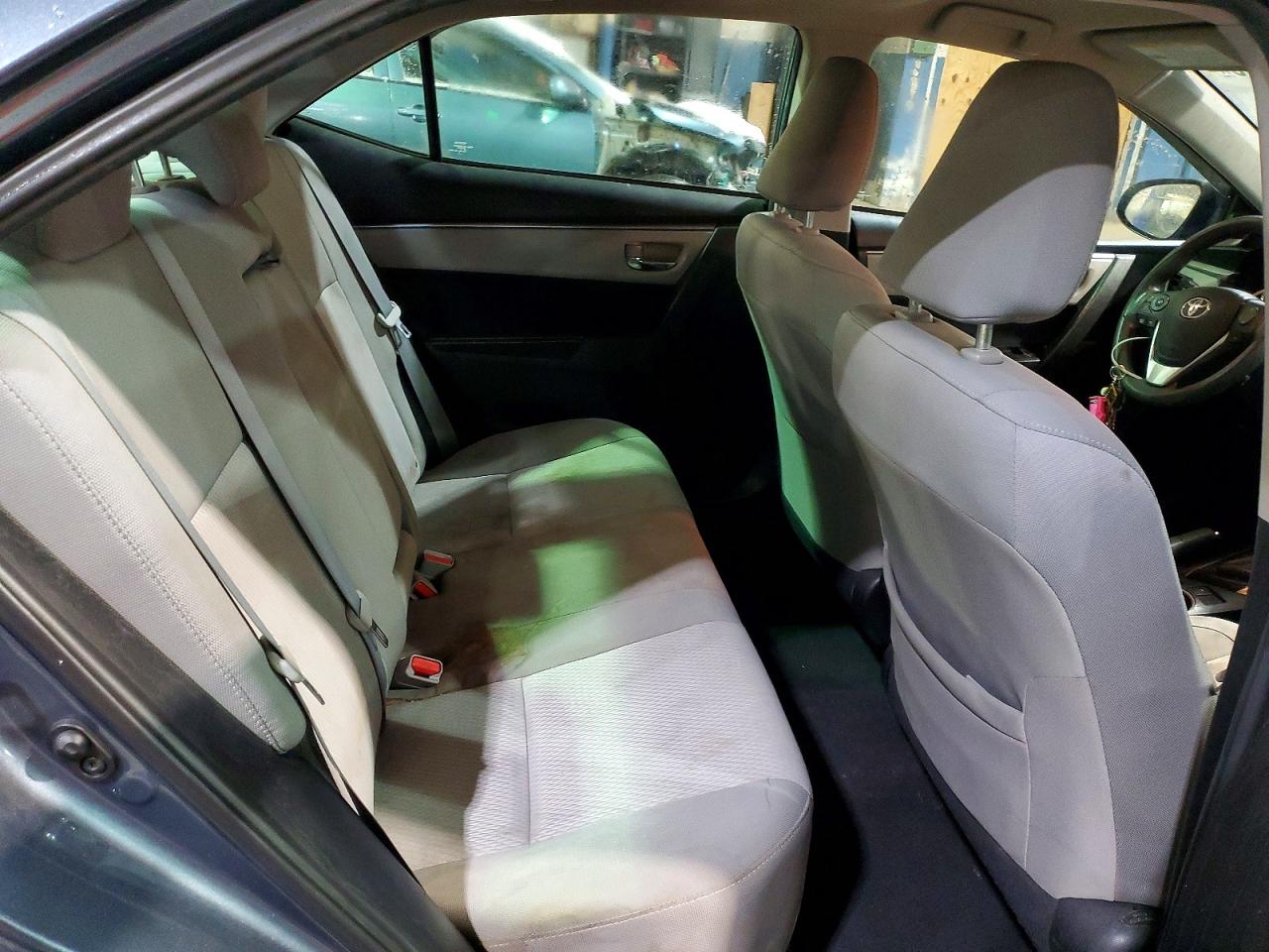 2015 TOYOTA COROLLA L photo 19