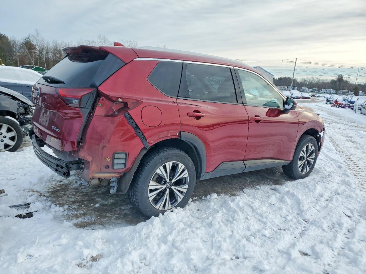2021 NISSAN ROGUE SV photo 3